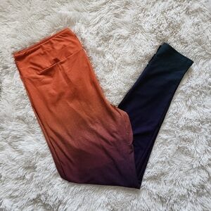 EUC Lularoe Ombre Leggings